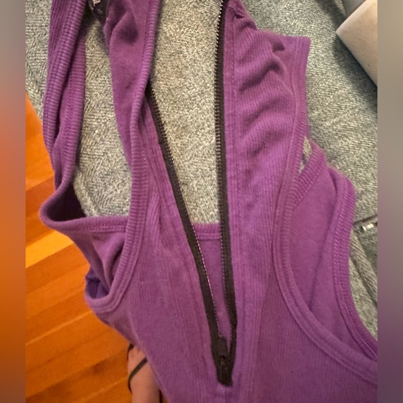 Guess Ruched Racerback Tank Top - Picture 5 of 7